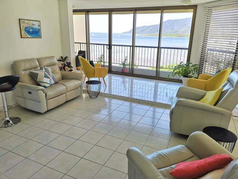 Cairns Ocean View Apartment In Aquarius - Accommodation Fremantle 0