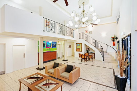 Cairns Queens Court - Accommodation Fremantle 0