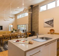 Callala Breeze - access to indoor community pool - Accommodation Fremantle