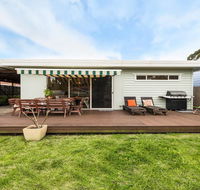 Callala Dreaming - mid century beach house - Accommodation Fremantle