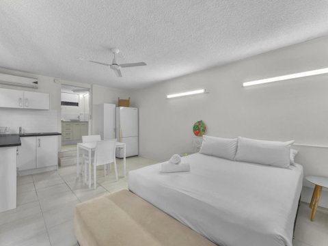 Camden Motor Inn - Accommodation Fremantle 0