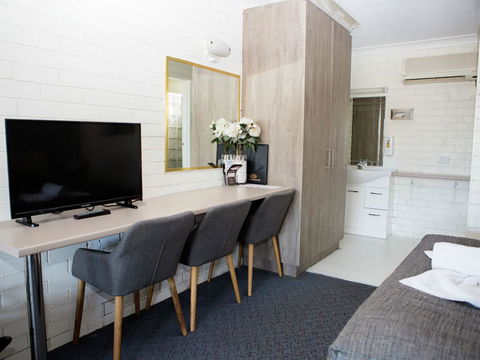 Cameo Inn Motel - Accommodation Fremantle 2