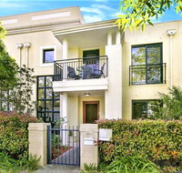 Campbelltown Most Sought After Park Central Home - Accommodation Fremantle