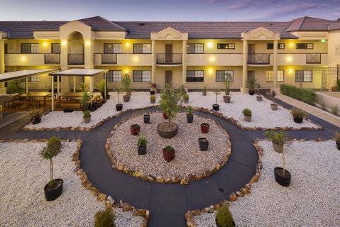 Canberra Parklands Central Apartment Hotel - Accommodation Fremantle 2