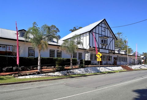 Canungra Hotel - Accommodation Fremantle 0