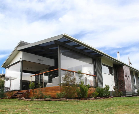 Captain's Cottage - Accommodation Fremantle 0