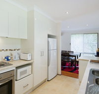 Cara Nobbys Beach 11 Wesley Avenue - Accommodation Fremantle