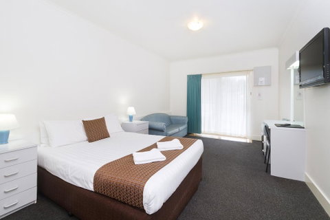 Carrum Downs Holiday Park And Carrum Downs Motel - Accommodation Fremantle 1