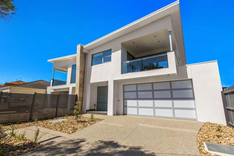 CASABLANCA - DROMANA - Accommodation Fremantle 0