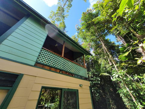 Cassowary House - Accommodation Fremantle 1