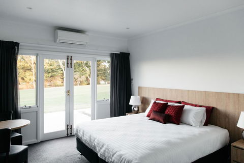Castelli Estate Cellars Pty Ltd - Accommodation Fremantle 0