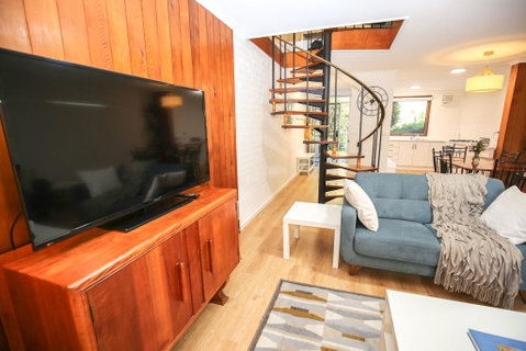 Cedar Holiday Units - Apartment 5 - Accommodation Fremantle 2