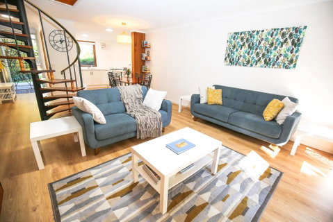 Cedar Holiday Units - Apartment 5 - Accommodation Fremantle 3