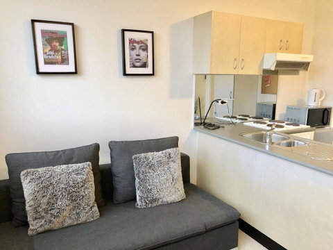 Central Station - 1 Bedroom Apt With View - Accommodation Fremantle 1