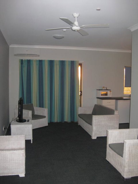 Centrebreak Beach Stay - Accommodation Fremantle 3