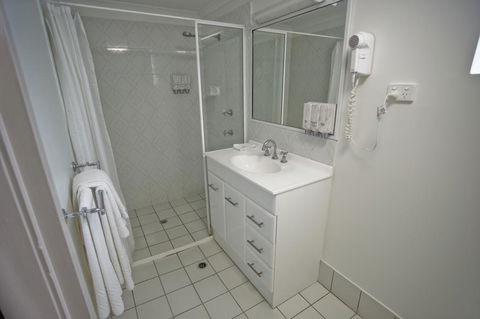 Centrepoint Motor Inn - Accommodation Fremantle 3