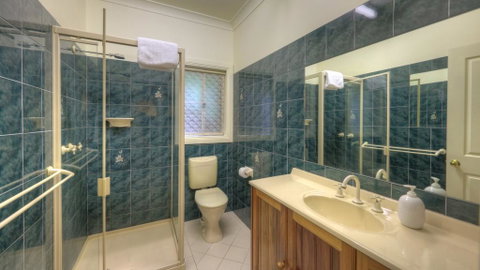 Chalets Lumineux - Accommodation Fremantle 2