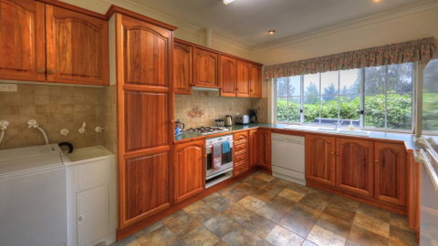 Chalets Lumineux - Accommodation Fremantle 1