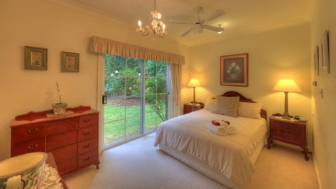 Chalets Lumineux - Accommodation Fremantle 0