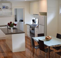 Champagne Stays Apartment - Accommodation Fremantle