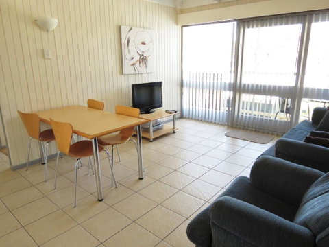 Chapman Court - Accommodation Fremantle 2