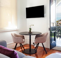 Charming Studio With Balcony in Inner-City Glebe - Accommodation Fremantle