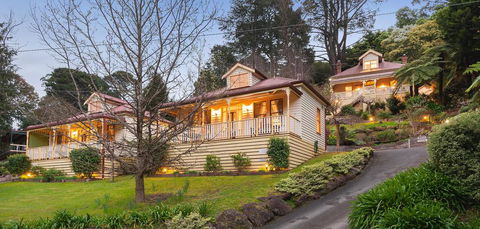Charnwood Cottages In Warburton - Accommodation Fremantle 0