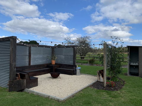 Chesterfarm And Stables - Accommodation Fremantle 0