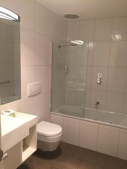 Chestnut Tree Holiday Units - Accommodation Fremantle 1