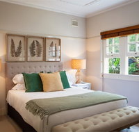 Chic Apartment with Sun Lounge Near Manly Beach - Accommodation Fremantle