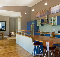 Chriscross Retreat 9 Cross Street - Accommodation Fremantle