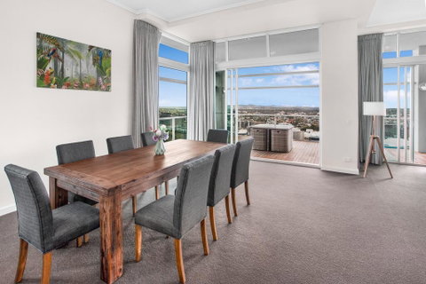 City-Centre Apartment With River Views And Balcony - Accommodation Fremantle 3