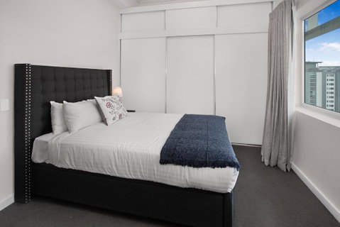 City-Centre Apartment With River Views And Balcony - Accommodation Fremantle 1