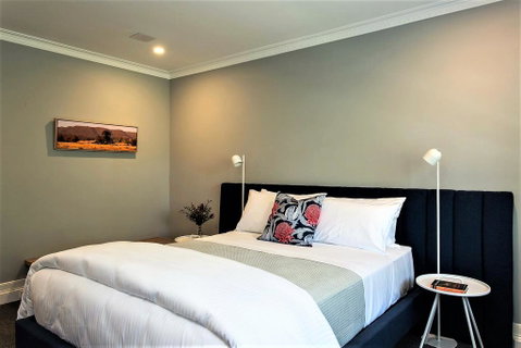 Closeburn House - Accommodation Fremantle 2