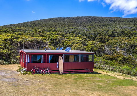 Cloudy Bay Cabin - Accommodation Fremantle 1