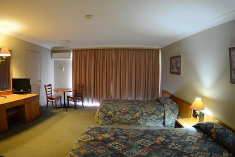 Club Inn Motel - Accommodation Fremantle 2
