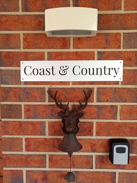 Coast & Country - Accommodation Fremantle 3