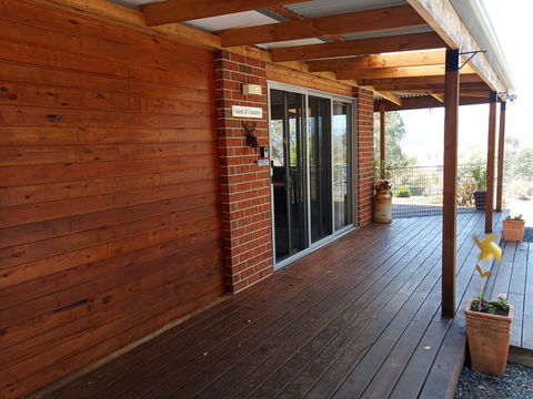 Coast & Country - Accommodation Fremantle 0