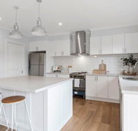 Coastal Luxury Retreat - Accommodation Fremantle