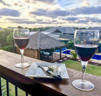 Coastal Paradise Holiday Home Swimming Pool  WiFi - Accommodation Fremantle