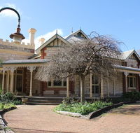 Cockburn House - Accommodation Fremantle