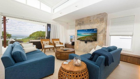 Coco De Mer Beach Villa - Accommodation Fremantle 1