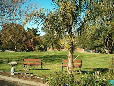 Colonial Inn Motel - Accommodation Fremantle 1