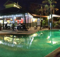 Colonial Village Cabins Camping  Tours - Hervey Bay YHA - Accommodation Fremantle