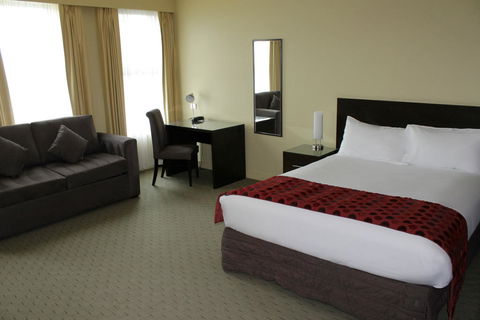 Comfort Inn & Suites City Views - Accommodation Fremantle 3