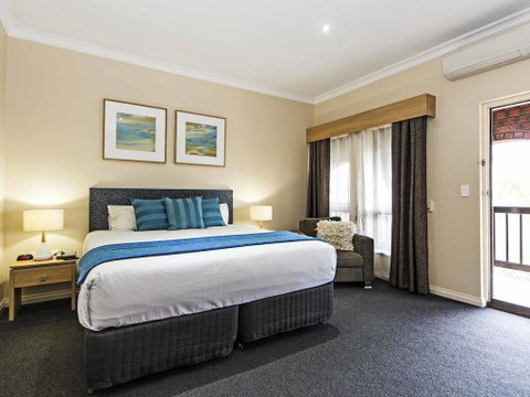Comfort Inn & Suites Sombrero - Accommodation Fremantle 0