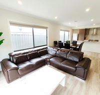 Comfortable 4BR 2Bath House Tarneit Melbourne - Accommodation Fremantle