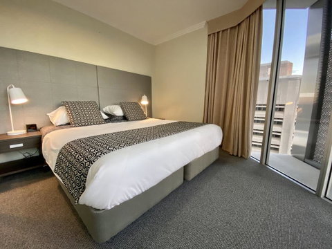 Comfy CBD Home In The Heart Of The City - Accommodation Fremantle 1