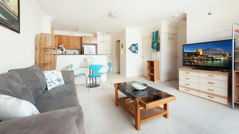 Comfy Coogee 1 Bedroom Hideaway - Accommodation Fremantle 0