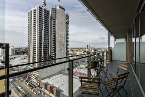 Complete Host Epic Apartments - Accommodation Fremantle 3